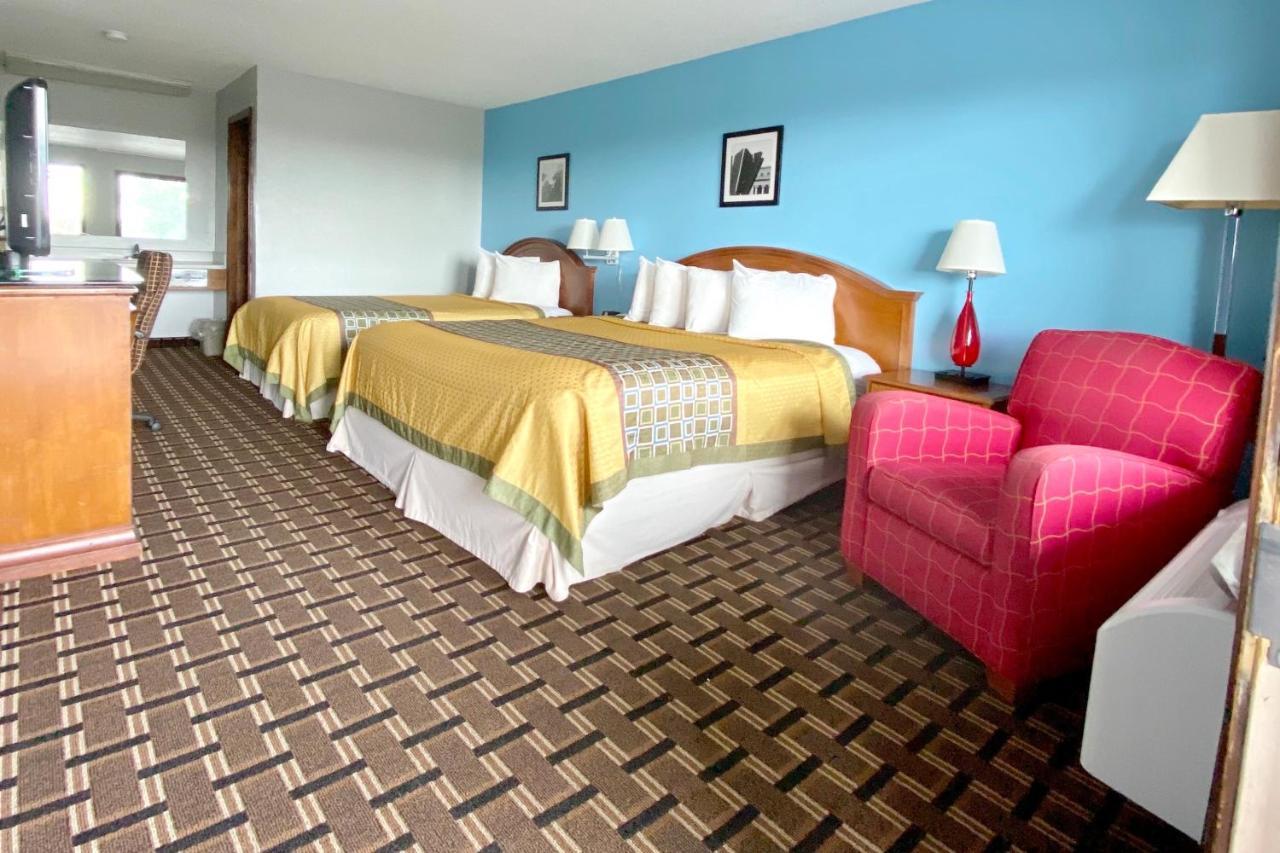 Lakes Inn Warsaw Kültér fotó