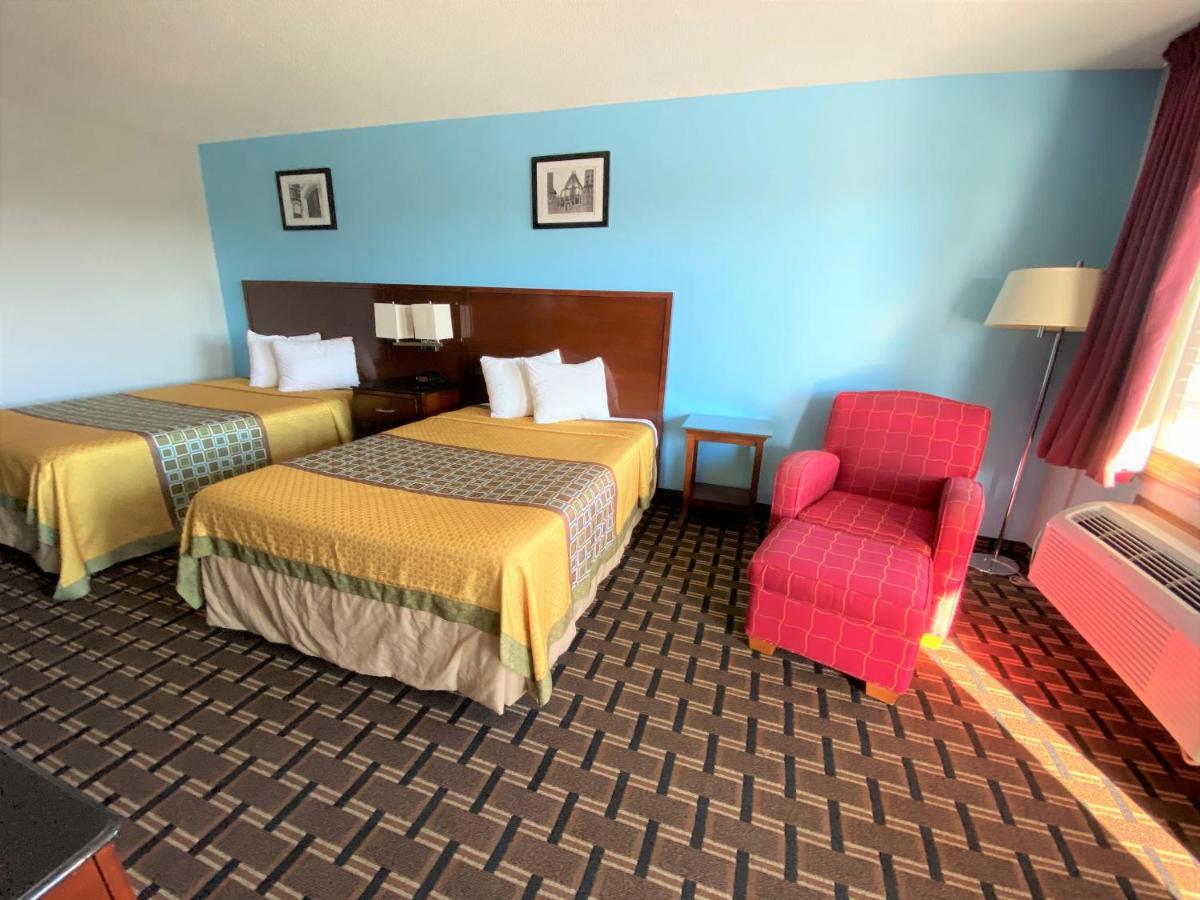 Lakes Inn Warsaw Kültér fotó