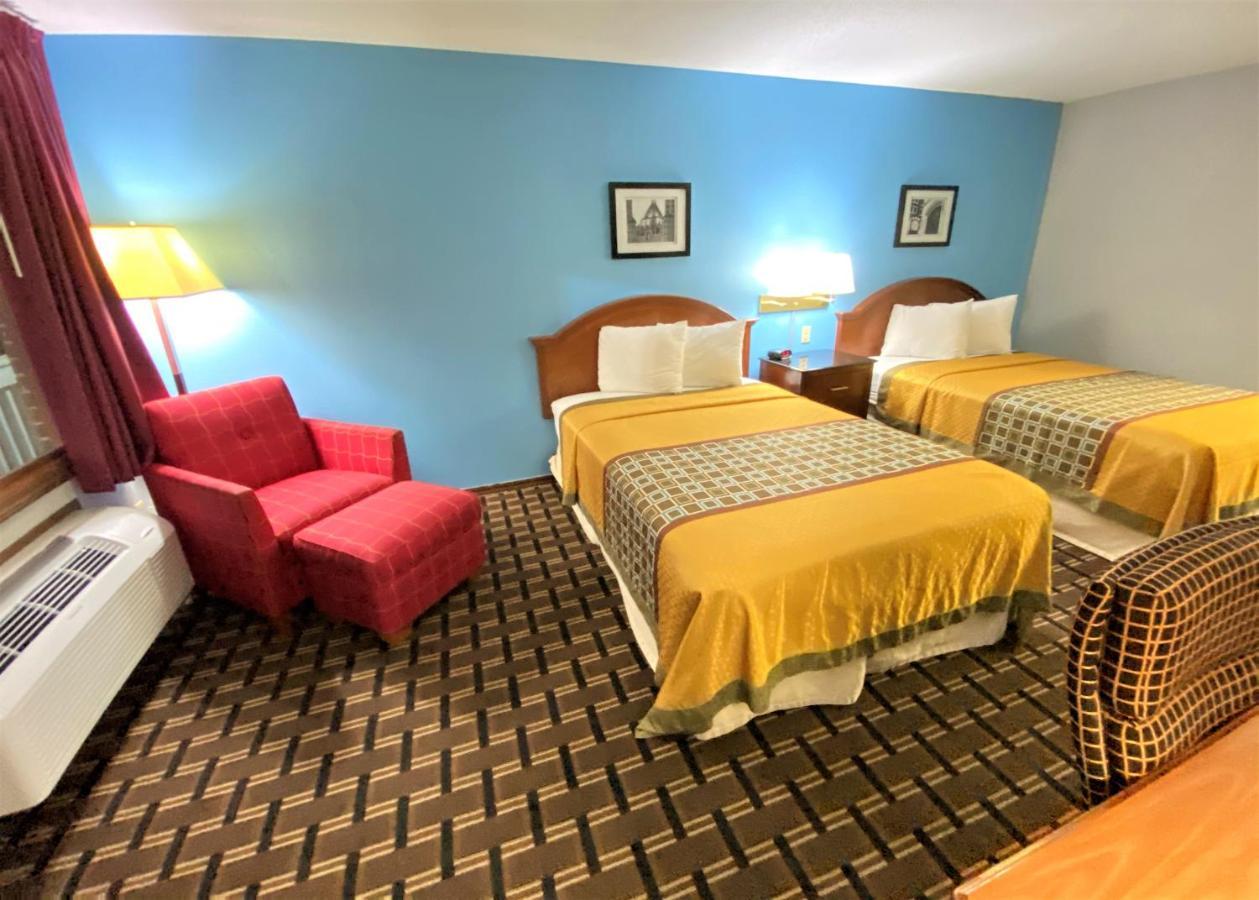 Lakes Inn Warsaw Kültér fotó